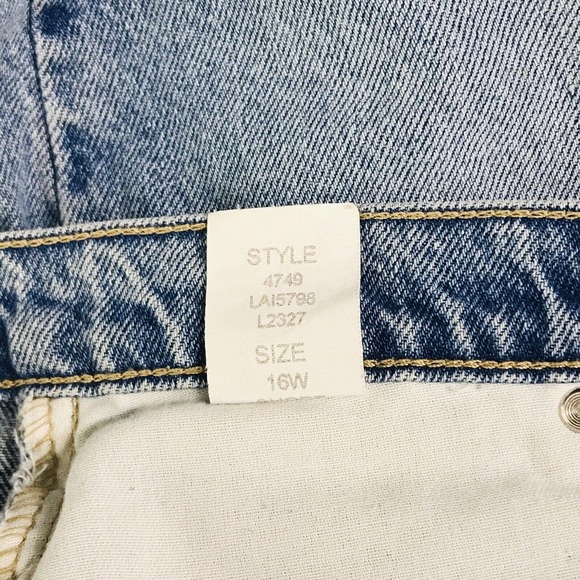 Mountain Lake II Women's 16W Short Blue Jeans Flare Light Wash High Waist D - Picture 3 of 5